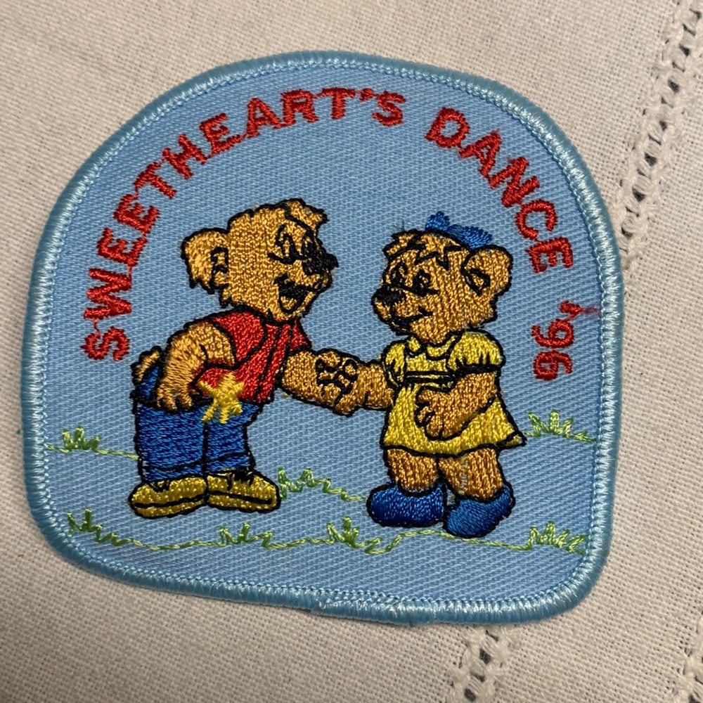 Girl Scout patche sweethearts dance 1996 VTG